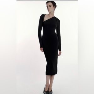Asymmetric black Zara dress new Large knitted sexy neckline